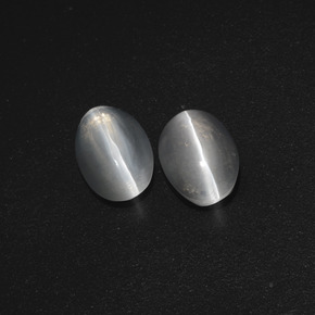 2,32 ct natürliche grauer Sillimanite Cat's Eye-Edelsteine, Oval Schliff, Lichtdurchlässig