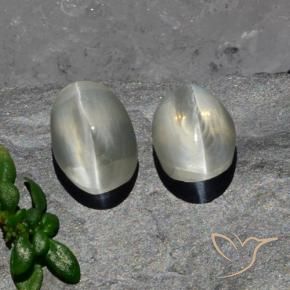 2.94 ct natürliche Warmweiß Sillimanit-Katzenauge-Edelsteine, Oval, Lichtdurchlässig