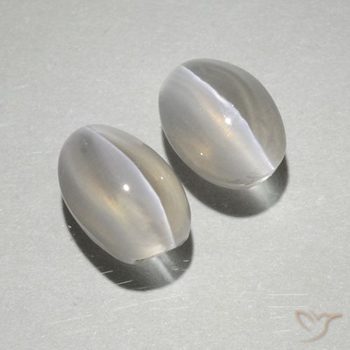 2.10ctw Natürlicher Warmweiß Sillimanit-Katzenauge, Oval, Transparent