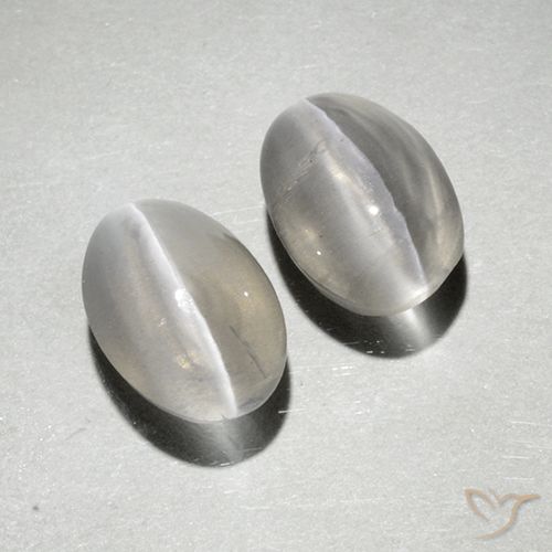 2.32ctw Natürlicher Warmweiß Sillimanit-Katzenauge, Oval, Transparent