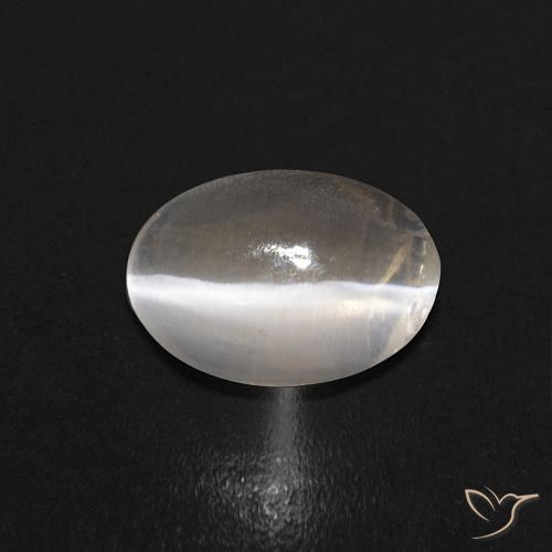 0.68ct Natürlicher Warmweiß Sillimanit-Katzenauge, Oval, Transparent