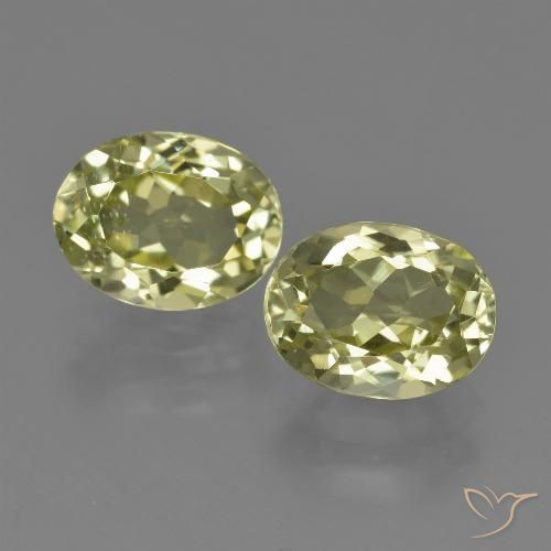 4.09ctw Natürlicher grün-gelb Sillimanit, Oval, VS