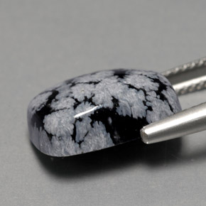 7,03 ctw natürlicher mehrfarbiger Schneeflockenobsidian, Kissenschliff, Lichtundurchlässig