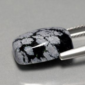 6,92 ctw natürlicher mehrfarbiger Schneeflockenobsidian, Kissenschliff, Lichtundurchlässig