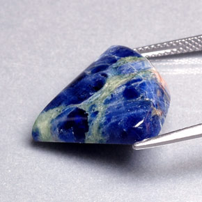 10,30 ctw natürlicher blauer Sodalith, Fantasieschliff, Lichtundurchlässig