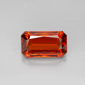 2,79 ctw natürlicher orangefarbener Spessartin, Smaragdschliff, VS-SI
