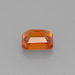 0,82 ctw natürlicher orangefarbener Spessartin, Smaragdschliff, VS