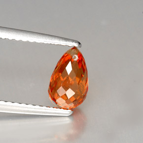 1,70 ctw natürlicher orangefarbener Spessartin, Briolette, VS