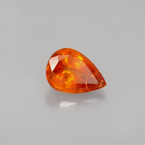 0,61 ctw natürlicher orangefarbener Spessartin, Birnenform, VS