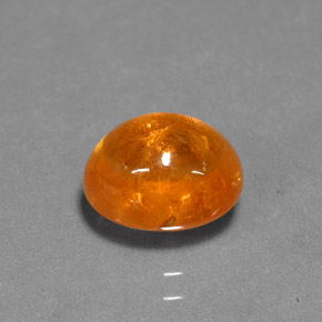 3,69 ctw natürlicher orangefarbener Spessartin, Oval Schliff, Lichtdurchlässig