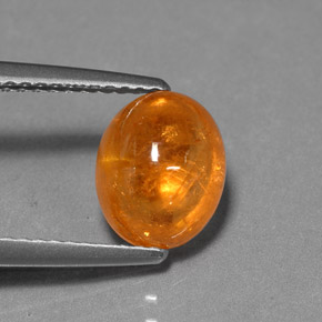 3,69 ctw natürlicher orangefarbener Spessartin, Oval Schliff, Lichtdurchlässig