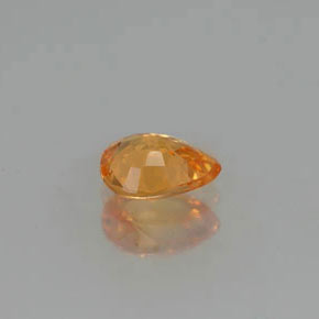 0,78 ctw natürlicher orangefarbener Spessartin, Birnenform, VS