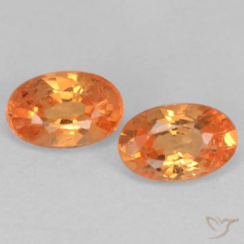 0.69ctw Natürlicher hellorange Spessartit-Garn, Oval, VS-SI