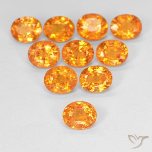 0.55ct Natürlicher Mittelorange Spessartit-Garn, Oval, VS