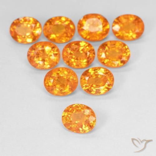9,17 ctw natürlicher Mittelorange Spessartit-Garn, Oval, VS