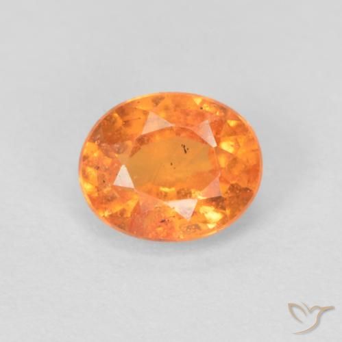 0.54ct Natürlicher Mittelorange Spessartit-Garn, Oval, VS-SI