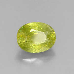5,59 ctw natürlicher grüner Sphen, Oval Schliff, SI