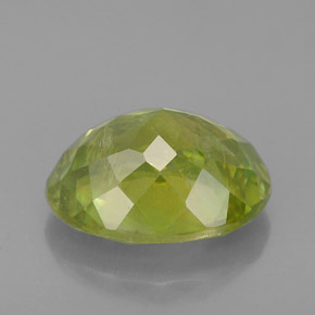 2,68 ctw natürlicher grüner Sphen, Oval Schliff, SI