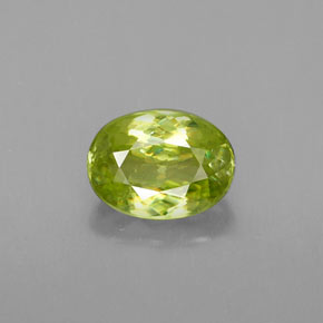1,05 ctw natürlicher grüner Sphen, Oval Schliff, VS