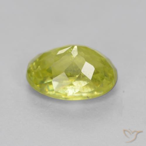 9,17 ctw natürlicher Mittelgelb Sphene, Oval, VS-SI