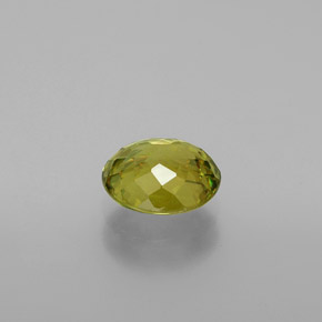1,82 ctw natürlicher grüner Sphen, Oval Schliff, VS