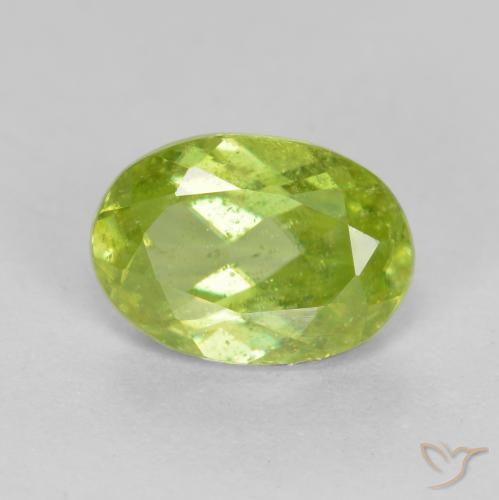 1.12ct Natürlicher hellgrün Sphene, Oval, SI