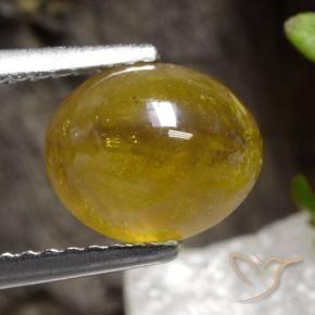 9,17 ctw natürlicher Golden Sphene, Oval, Lichtdurchlässig