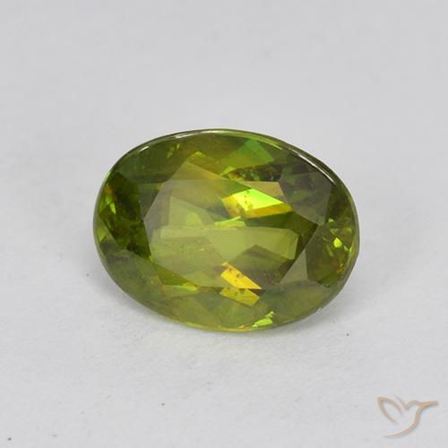 9,17 ctw natürlicher Waldgrün Sphene, Oval, VVS-VS