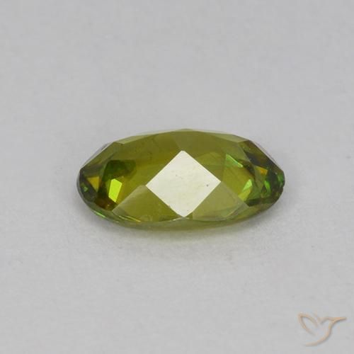 9,17 ctw natürlicher Warmes Erdgrün Sphene, Oval, VVS-VS