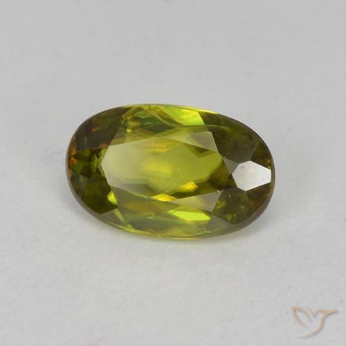 9,17 ctw natürlicher Mittel-Dunkelgrün Sphene, Oval, VVS-VS