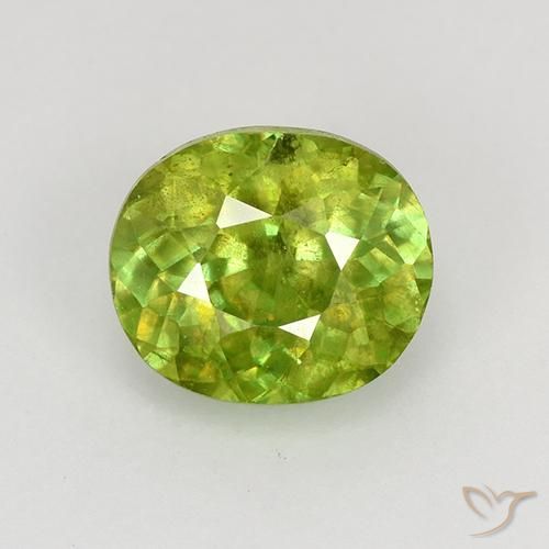 1.08ct Natürlicher Lebendiges Gelbgrün Sphene, Oval, VS-SI