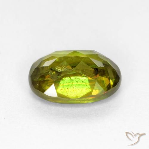 9,17 ctw natürlicher Warmes Erdgrün Sphene, Oval, VS-SI