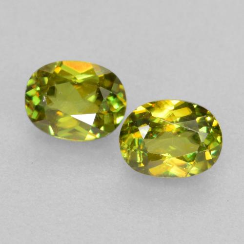 0.40 ct natürliche Mittelgrün Sphene-Edelsteine, Oval Schliff, VS-SI
