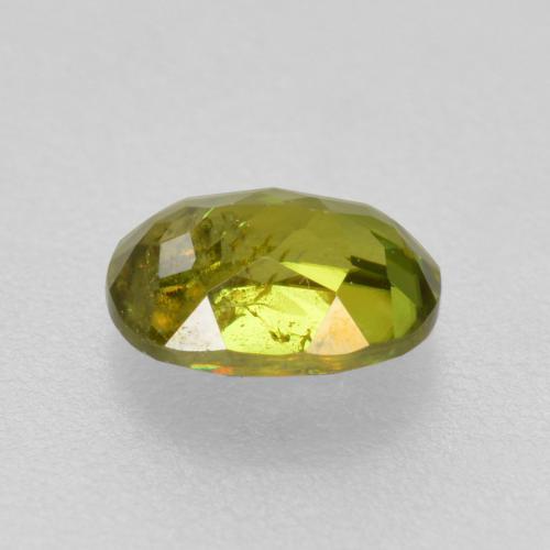 0,54 ctw natürlicher grüner Sphen, Oval Schliff, VS-SI