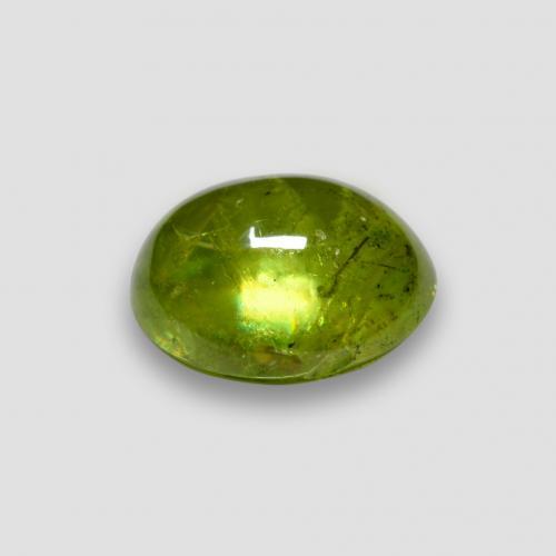2,12 ctw natürlicher grüner Sphen, Oval Schliff, Transparent