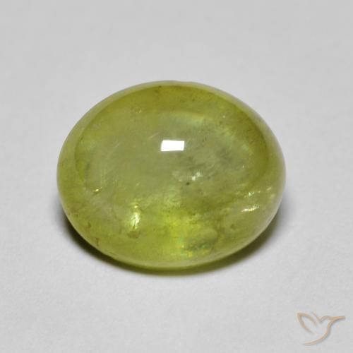2.88ct Natürlicher Olivgrün Sphene, Oval, Transparent
