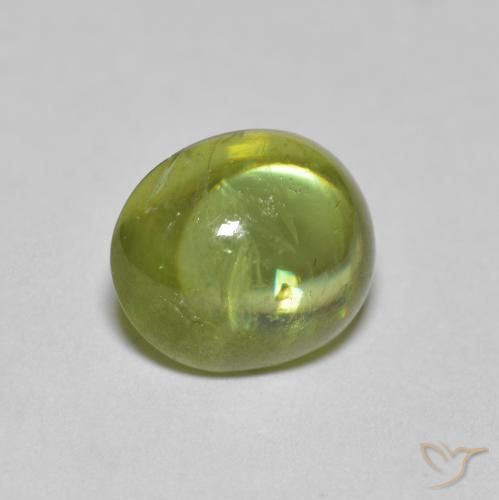 9,17 ctw natürlicher Olivgrün Sphene, Oval, Transparent