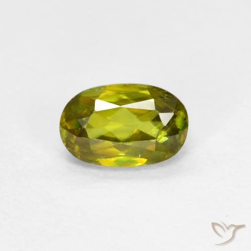 0.56ct Natürlicher Warmes Waldgrün Sphene, Oval, VS