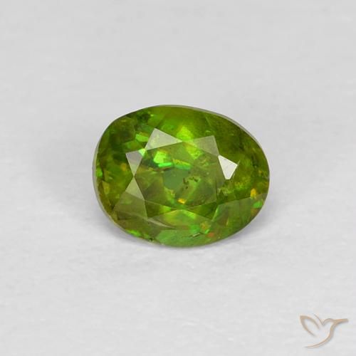 0.48ct Natürlicher Lebendiges grün Sphene, Oval, VS