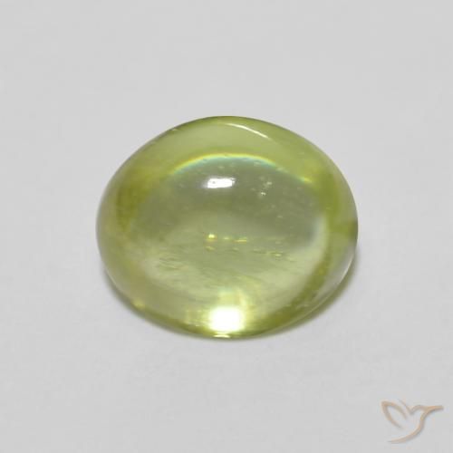 1.07ct Natürlicher Warmes Waldgrün Sphene, Oval, Transparent