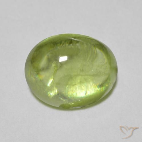 1.30ct Natürlicher Leichtes lebendiges Grün Sphene, Oval, Transparent