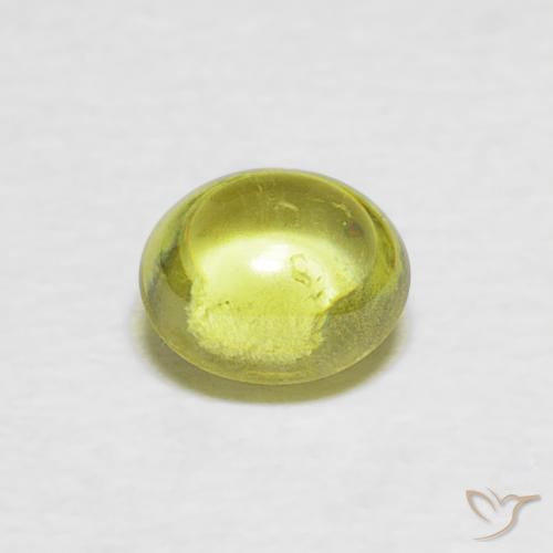 0.69ct Natürlicher Warmes Waldgrün Sphene, Oval, Transparent