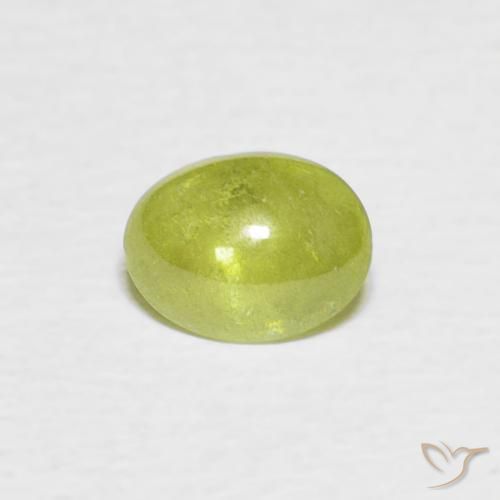 0.83ct Natürlicher Mittelgrün Sphene, Oval, Transparent