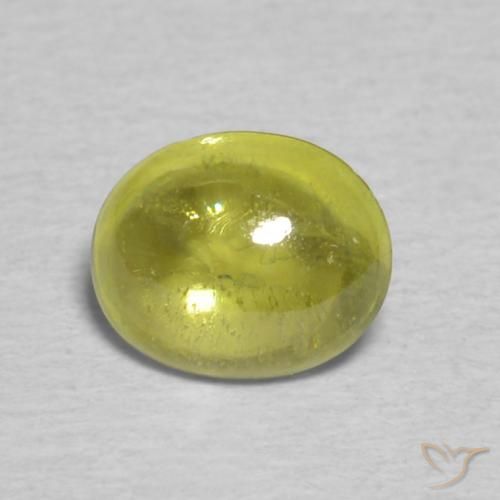 0.75ct Natürlicher Warmes Erdgrün Sphene, Oval, Transparent