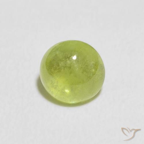 0.48ct Natürlicher Lebendiges grün Sphene, Oval, Transparent