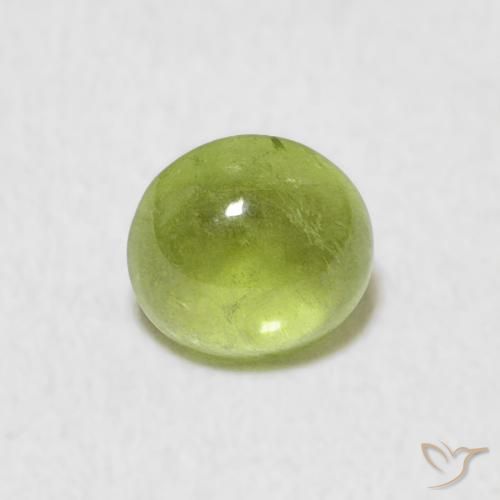 0.69ct Natürlicher hellgrün Sphene, Oval, Transparent