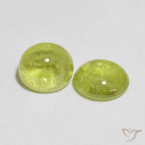 2.61 ct natürliche Olivgrün Sphene-Edelsteine, Oval, Transparent