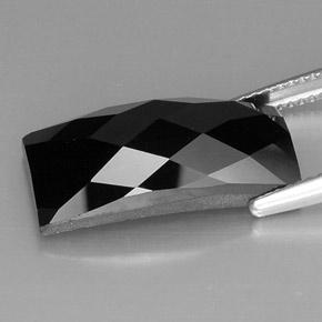 13,88 ctw natürlicher schwarzer Spinell, Baguette, Lichtundurchlässig