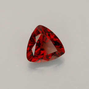 0,86 ctw natürlicher roter Spinell, Trillion, VS