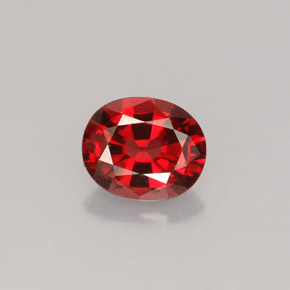 0,76 ctw natürlicher roter Spinell, Oval Schliff, VS